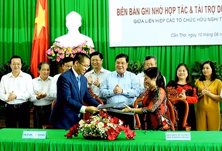 Aide de la Fondation Dariu à des projets de développement de Cân Tho ảnh 1