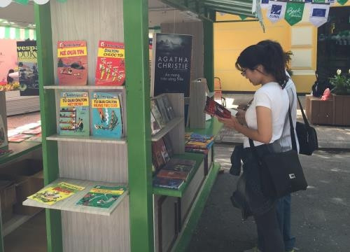 Encourager les Vietnamiens à écrire des livres aux Vietnamiens ảnh 1 Encourager les Vietnamiens à écrire des livres aux Vietnamiens ảnh 1