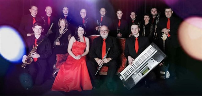 De la musique folklorique allemande dans les rues de Hanoi ảnh 1 De la musique folklorique allemande dans les rues de Hanoi ảnh 1