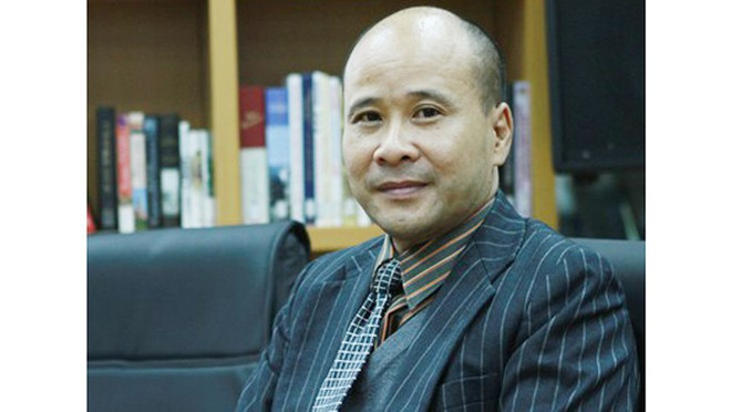La France décore Ngô Tu Lâp et Trinh Van Minh, deux universitaires vietnamiens ảnh 1 La France décore Ngô Tu Lâp et Trinh Van Minh, deux universitaires vietnamiens ảnh 1