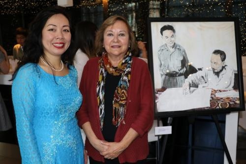 Diverses activités à l’étranger en l’honneur du 127e anniversaire du Président Hô Chi Minh ảnh 1 Diverses activités à l’étranger en l’honneur du 127e anniversaire du Président Hô Chi Minh ảnh 1