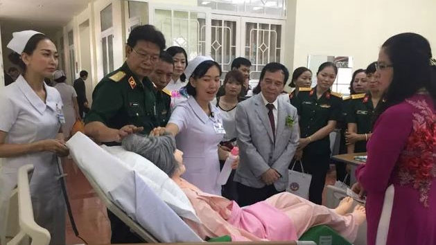 Assistance japonaise pour la formation aux soins infirmiers ảnh 1