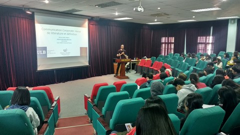 Débat sur la communication corporate à Hanoï ảnh 1 Débat sur la communication corporate à Hanoï ảnh 1