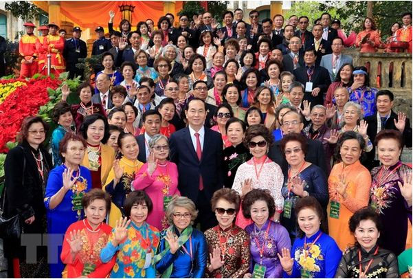 Les compatriotes vietnamiens à l’étranger contribuent au développement national ảnh 1 Les compatriotes vietnamiens à l’étranger contribuent au développement national ảnh 1