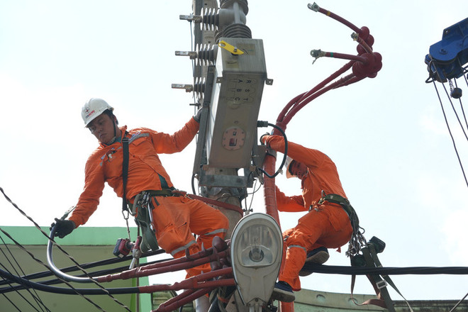 Des mesures pour faire face à la surcharge électrique dans les heures de pointe ảnh 1