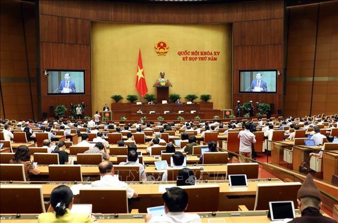 L’Assemblée nationale continue de discuter des questions importantes ảnh 1 L’Assemblée nationale continue de discuter des questions importantes ảnh 1