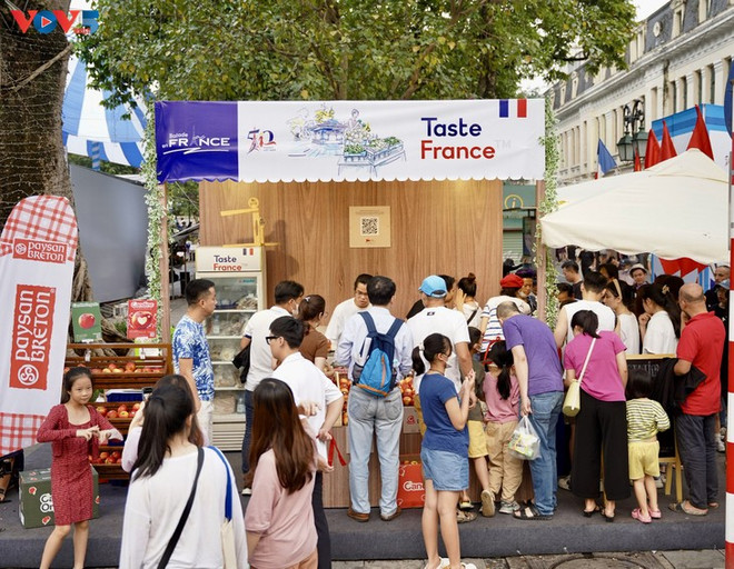 Franc succès pour Balade en France 2023 ảnh 2 Franc succès pour Balade en France 2023 ảnh 2