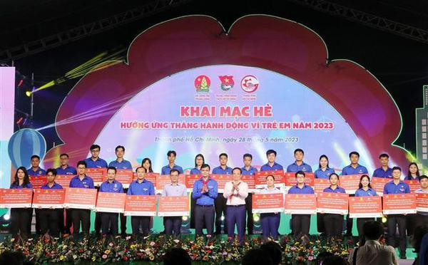 Créer un environnement sain pour le développement global des enfants ảnh 3 Créer un environnement sain pour le développement global des enfants ảnh 3