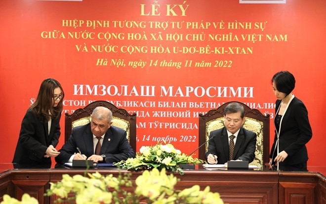Le président ratifie l'accord de l'entraide judiciaire en matière pénale Vietnam-Ouzbékistan ảnh 1 Le président ratifie l'accord de l'entraide judiciaire en matière pénale Vietnam-Ouzbékistan ảnh 1