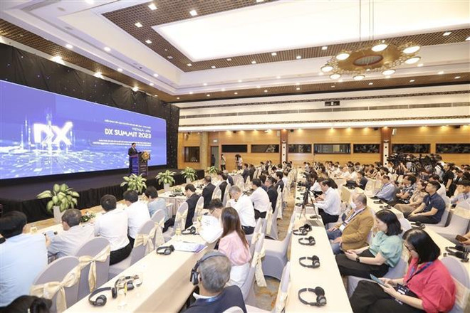 Ouverture du Sommet Vietnam-ASIA DX Summit 2023 à Hanoi ảnh 2 Ouverture du Sommet Vietnam-ASIA DX Summit 2023 à Hanoi ảnh 2
