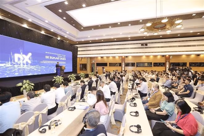 Ouverture du Sommet Vietnam-ASIA DX Summit 2023 à Hanoi ảnh 2