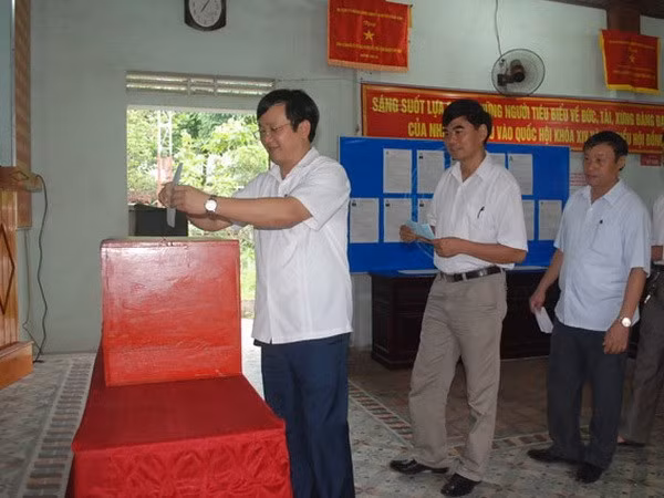 Les électeurs enthousiastes en cette fête des élections ảnh 2 Les électeurs enthousiastes en cette fête des élections ảnh 2