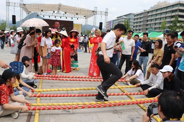 La Journée culturelle du Vietnam 2022 célébrée à travers le monde ảnh 1 La Journée culturelle du Vietnam 2022 célébrée à travers le monde ảnh 1