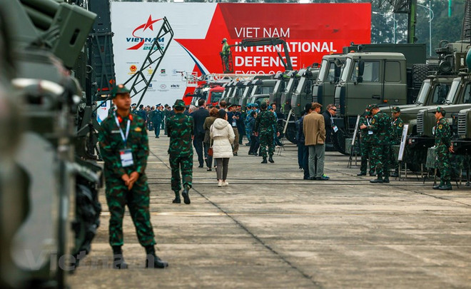 Le premier Salon international de la défense du Vietnam s'est tenu à Hanoï ảnh 1 Le premier Salon international de la défense du Vietnam s'est tenu à Hanoï ảnh 1