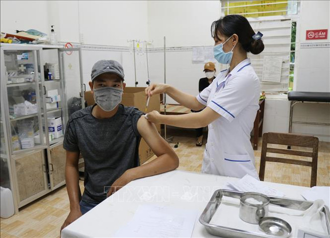 Covid-19: le Vietnam enregistre son plus faible nombre de cas en un mois ảnh 1 Covid-19: le Vietnam enregistre son plus faible nombre de cas en un mois ảnh 1