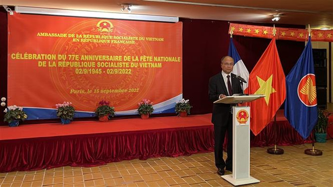 L'Ambassade du Vietnam en France célèbre le 77e anniversaire de la Fête Nationale ảnh 1 L'Ambassade du Vietnam en France célèbre le 77e anniversaire de la Fête Nationale ảnh 1