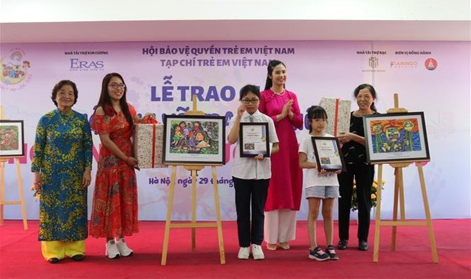 Plus de 10.000 participants au concours de peinture "Dream House" ảnh 1 Plus de 10.000 participants au concours de peinture "Dream House" ảnh 1
