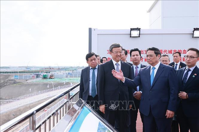 Le PM Pham Minh Chinh visite la nouvelle zone de de Xiongan en Chine ảnh 1 Le PM Pham Minh Chinh visite la nouvelle zone de de Xiongan en Chine ảnh 1