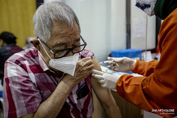 Le gouvernement indonésien continue de payer pour le vaccin anti-COVID-19 ảnh 1 Le gouvernement indonésien continue de payer pour le vaccin anti-COVID-19 ảnh 1