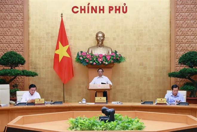 Le Premier ministre préside une réunion du gouvernement sur l’élaboration des lois ảnh 1 Le Premier ministre préside une réunion du gouvernement sur l’élaboration des lois ảnh 1