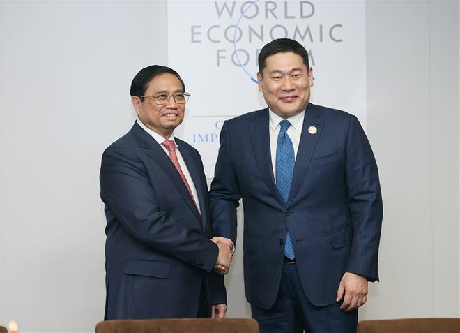 Le PM Pham Minh Chinh rencontre ses homologues de la Mongolie et de la Barbade ảnh 1 Le PM Pham Minh Chinh rencontre ses homologues de la Mongolie et de la Barbade ảnh 1