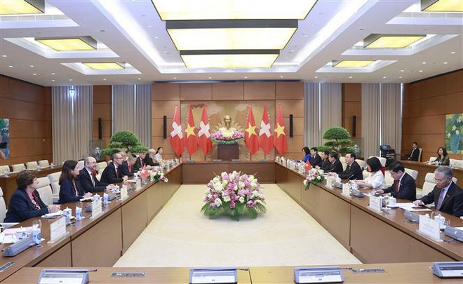 Renforcement des relations Vietnam-Suisse ảnh 2 Renforcement des relations Vietnam-Suisse ảnh 2