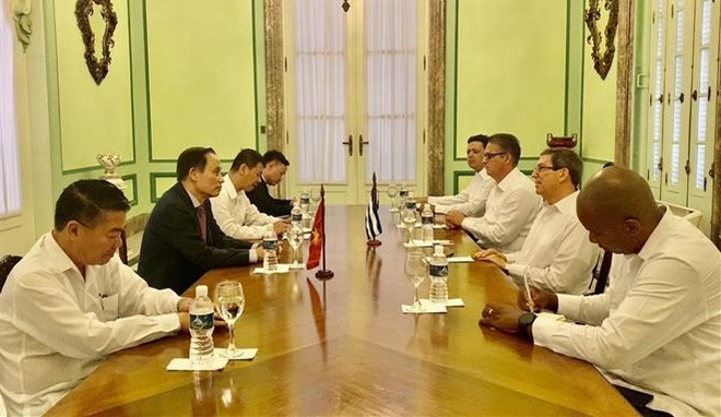 Les Partis communistes du Vietnam et de Cuba renforcent leurs liens ảnh 1 Les Partis communistes du Vietnam et de Cuba renforcent leurs liens ảnh 1