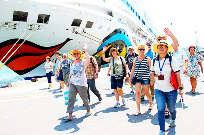 📝 Édito : L’assouplissement de la politique des visas favorisera l’essor du secteur touristique ảnh 1 📝 Édito : L’assouplissement de la politique des visas favorisera l’essor du secteur touristique ảnh 1