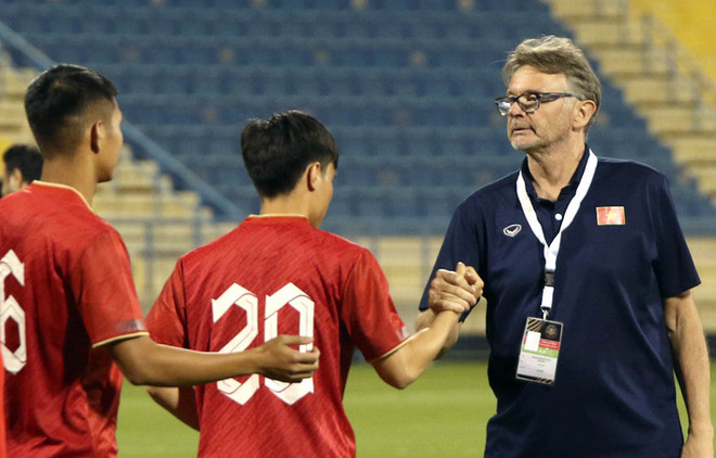 Football : le Vietnam éliminé de la Doha Cup 2023 après sa défaite contre le Kyrgyzstan ảnh 1 Football : le Vietnam éliminé de la Doha Cup 2023 après sa défaite contre le Kyrgyzstan ảnh 1