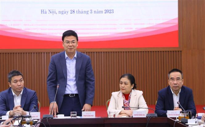 L'UOAV rencontre des chefs d'organes de représentation du Vietnam à l'étranger ảnh 2 L'UOAV rencontre des chefs d'organes de représentation du Vietnam à l'étranger ảnh 2