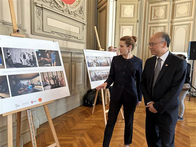 France et Vietnam promeuvent leur coopération décentralisée ảnh 2 France et Vietnam promeuvent leur coopération décentralisée ảnh 2