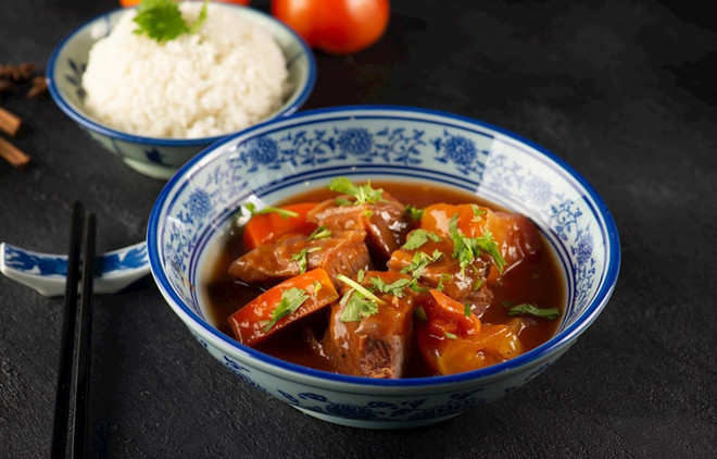 TasteAtlas: Trois plats vietnamiens parmi les 100 plats de viande les mieux notés au monde ảnh 1