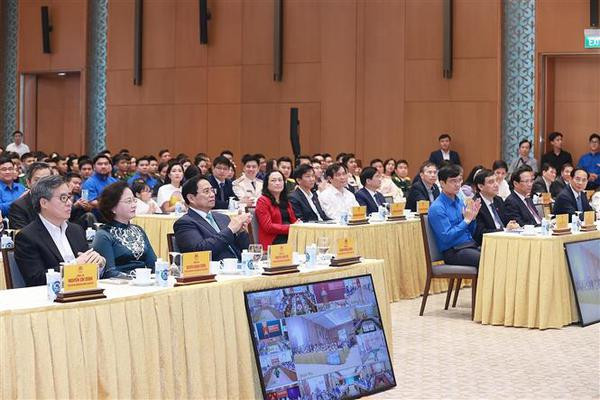 Dialogue entre le Premier ministre et les jeunes de tout le pays ảnh 2 Dialogue entre le Premier ministre et les jeunes de tout le pays ảnh 2