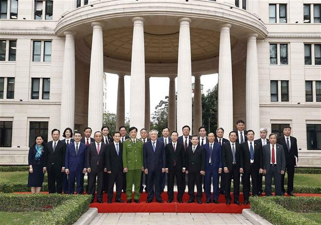 Le président demande de construire une justice professionnelle et moderne ảnh 3 Le président demande de construire une justice professionnelle et moderne ảnh 3