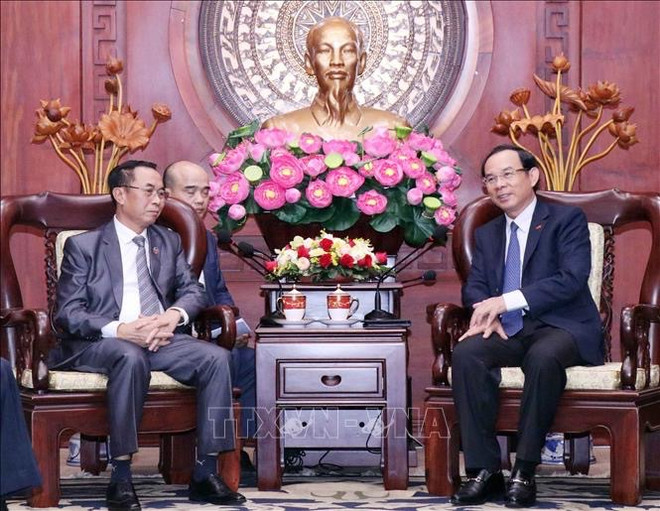 Le président de la Commission judiciaire de l’AN lao en visite de travail à Ho Chi Minh-Ville ảnh 1 Le président de la Commission judiciaire de l’AN lao en visite de travail à Ho Chi Minh-Ville ảnh 1