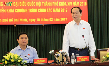Conférence-bilan de la délégation de députés de Ho Chi Minh-Ville ảnh 1 Conférence-bilan de la délégation de députés de Ho Chi Minh-Ville ảnh 1