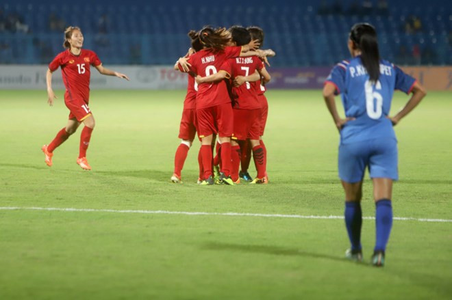 Football féminin: le Vietnam se qualifie pour les quarts de finale des ASIAD 2018 ảnh 1