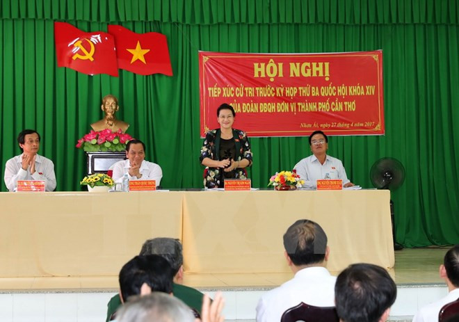 La présidente de l’AN rencontre les électeurs du district de Phong Diên de Cân Tho ảnh 1 La présidente de l’AN rencontre les électeurs du district de Phong Diên de Cân Tho ảnh 1