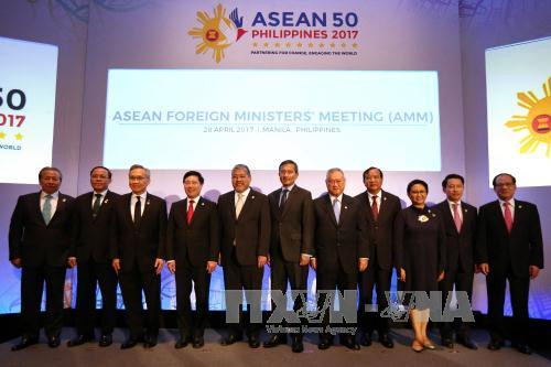 ASEAN : les ministres des AE rendent publique une déclaration sur la péninsule coréenne ảnh 1 ASEAN : les ministres des AE rendent publique une déclaration sur la péninsule coréenne ảnh 1