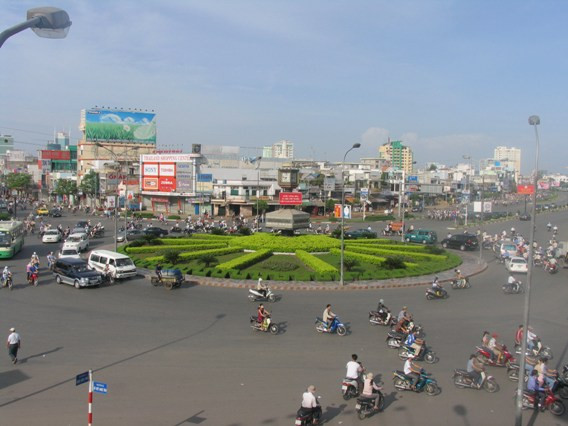 HCM-V appelle Gazprom à investir dans son projet de bus verts ảnh 1