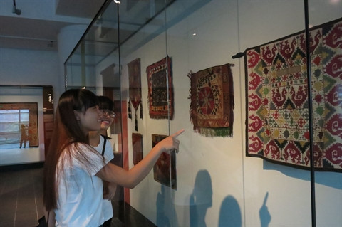 Ouverture des expositions «Un regard sur l’Asie» et «Autour du monde» ảnh 1