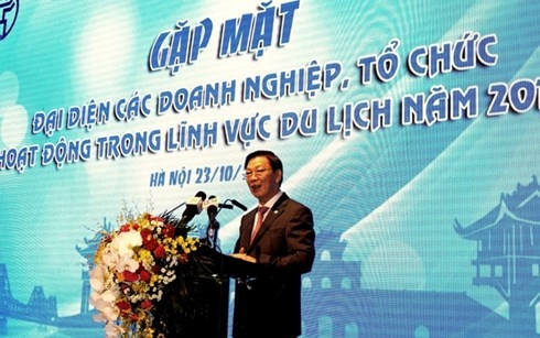 Hanoi s’engage à créer un environnement d’investissement touristique favorable ảnh 1 Hanoi s’engage à créer un environnement d’investissement touristique favorable ảnh 1