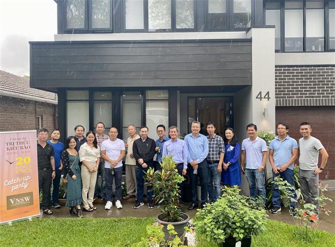 Réunion du club des intellectuels d’origine vietnamienne en Nouvelle-Galles du Sud (Australie) ảnh 1 Réunion du club des intellectuels d’origine vietnamienne en Nouvelle-Galles du Sud (Australie) ảnh 1