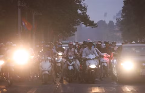 La pollution de l’air urbaine appelle des mesures d’urgence ảnh 1