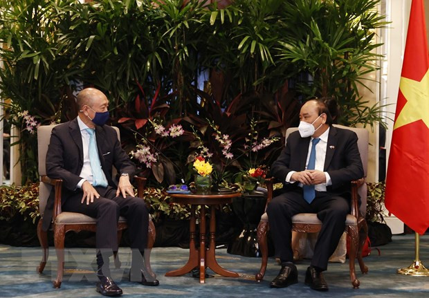 Le président Nguyen Xuan Phuc rencontre des entreprises singapouriennes ảnh 1 Le président Nguyen Xuan Phuc rencontre des entreprises singapouriennes ảnh 1