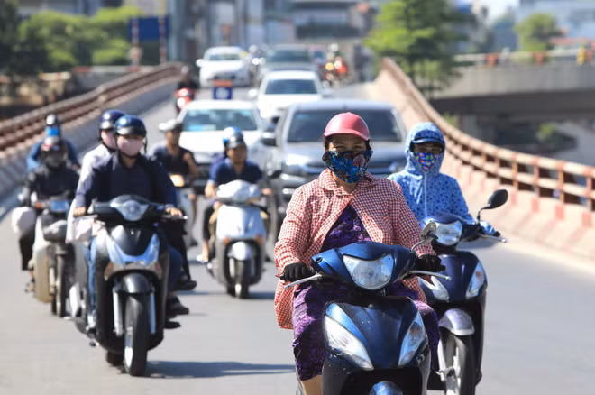 La canicule continue de frapper le Nord et le Centre du Vietnam ảnh 1