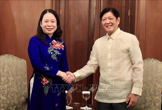 La vice-présidente vietnamienne rencontre des dirigeants étrangers aux Philippines ảnh 1 La vice-présidente vietnamienne rencontre des dirigeants étrangers aux Philippines ảnh 1