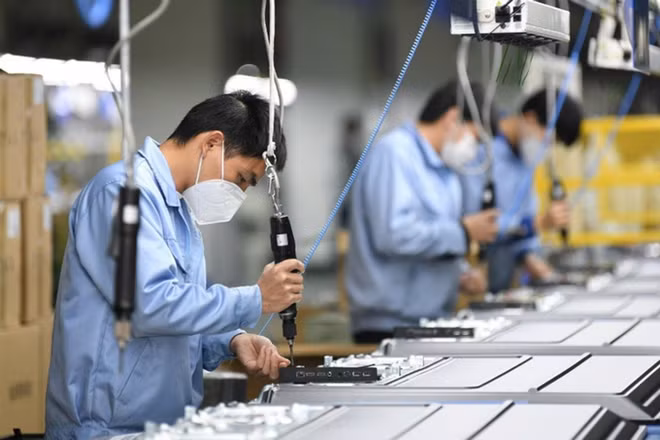 BAD : l'épidémie de COVID-19 coûtera au Vietnam 0,41 point du PIB ảnh 1