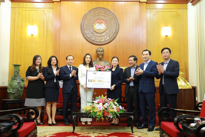 COVID-19: un million de verres de lait offerts aux patients et médecins ảnh 1 COVID-19: un million de verres de lait offerts aux patients et médecins ảnh 1
