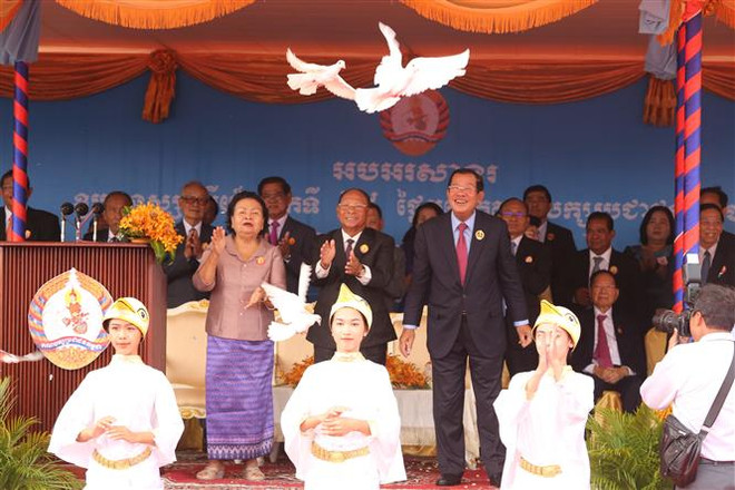 Le Parti du Peuple cambodgien célèbre le 68e anniversaire de sa fondation ảnh 1 Le Parti du Peuple cambodgien célèbre le 68e anniversaire de sa fondation ảnh 1